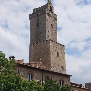 La Casina Tra Le Torri Apartment